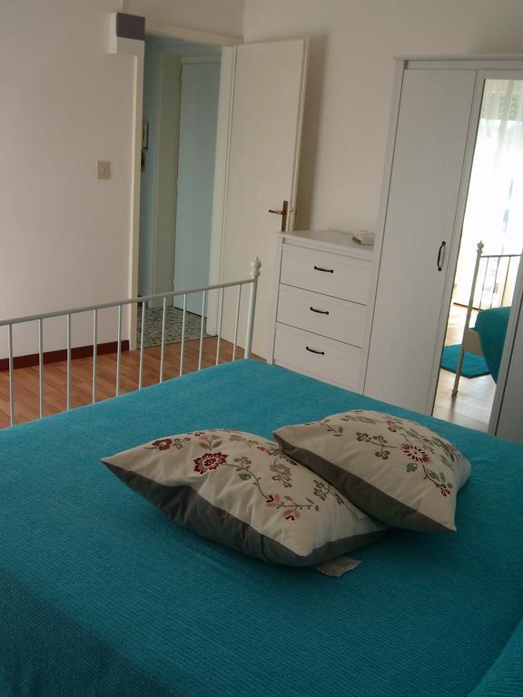 Appartamenti Condominio Daniele Grado Habitación foto